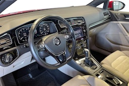 punainen Volkswagen Golf 2018 kuva 7.