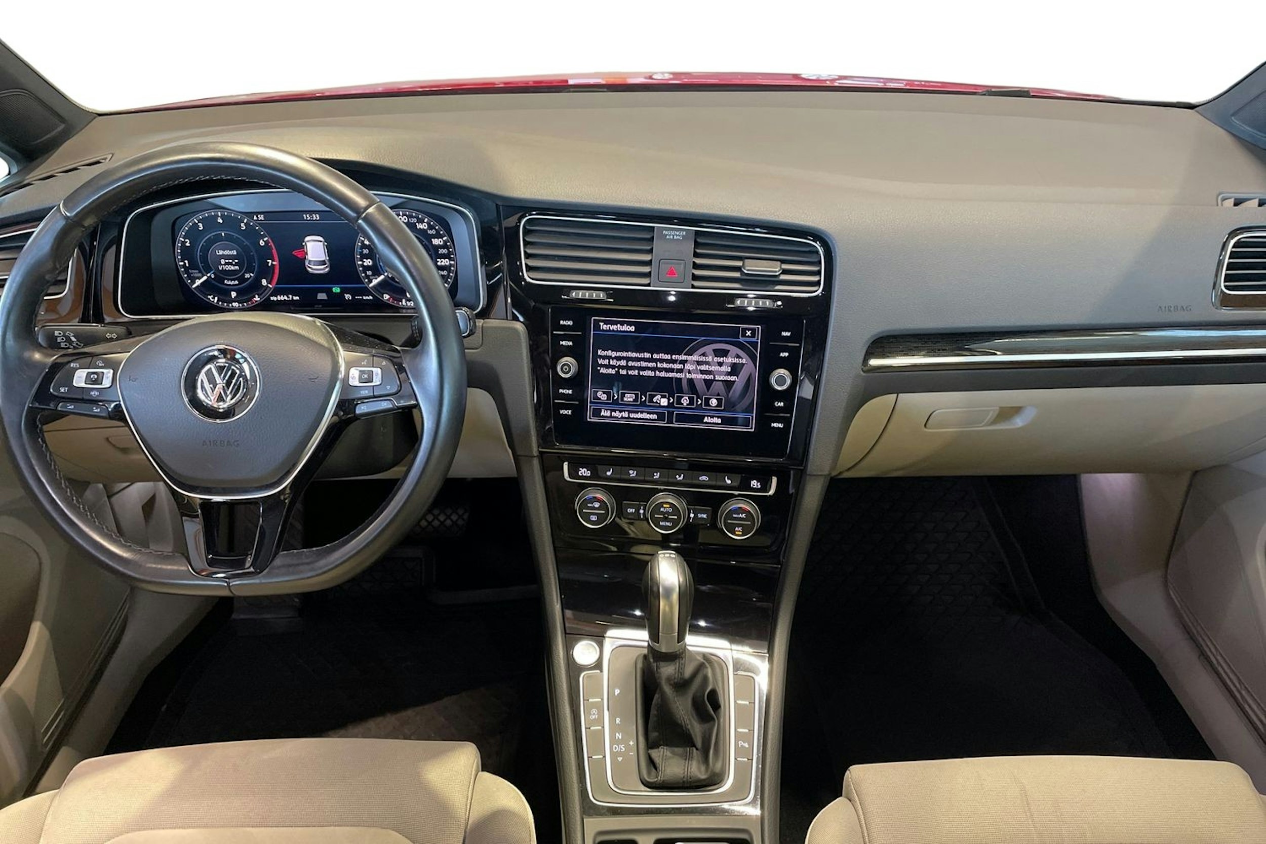 punainen Volkswagen Golf 2018 kuva 9.