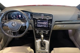 punainen Volkswagen Golf 2018 kuva 9.