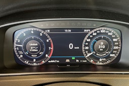 punainen Volkswagen Golf 2018 kuva 15.