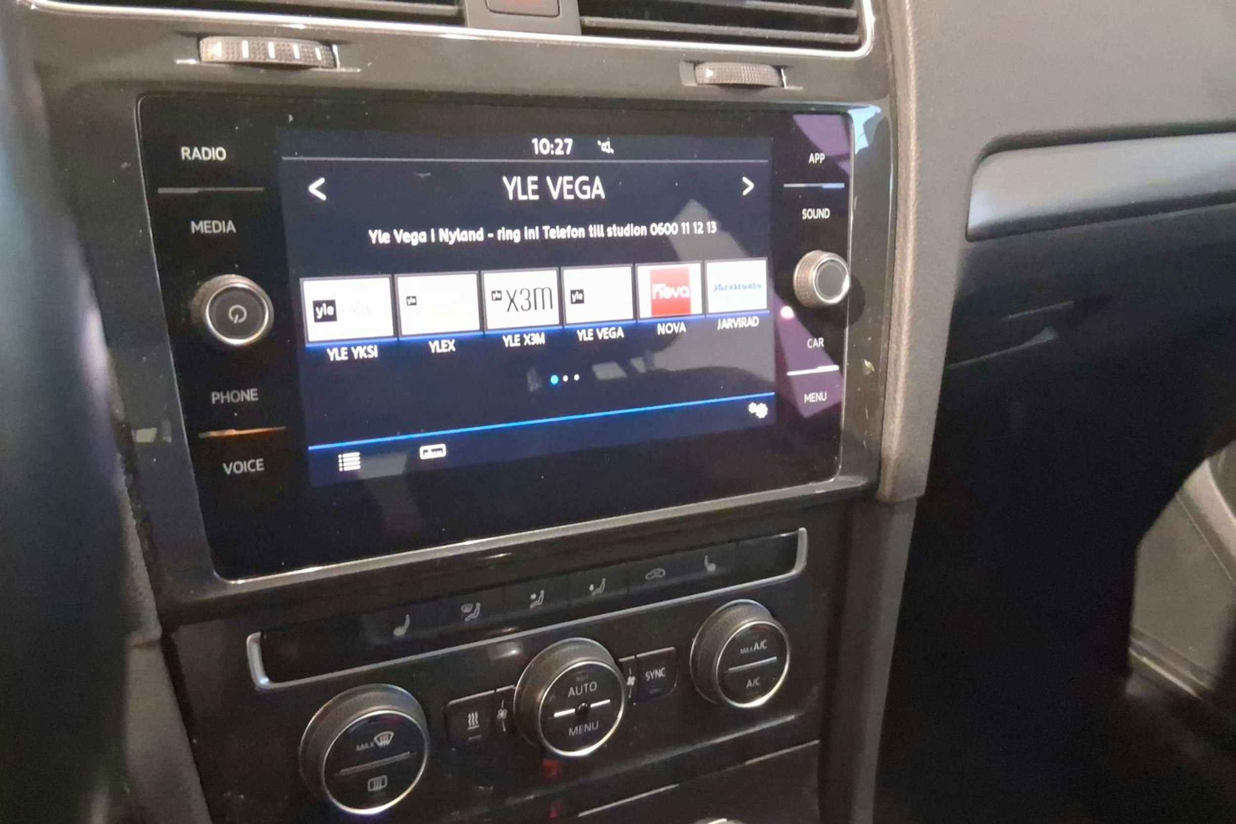 harmaa Volkswagen Golf 2019 kuva 15.