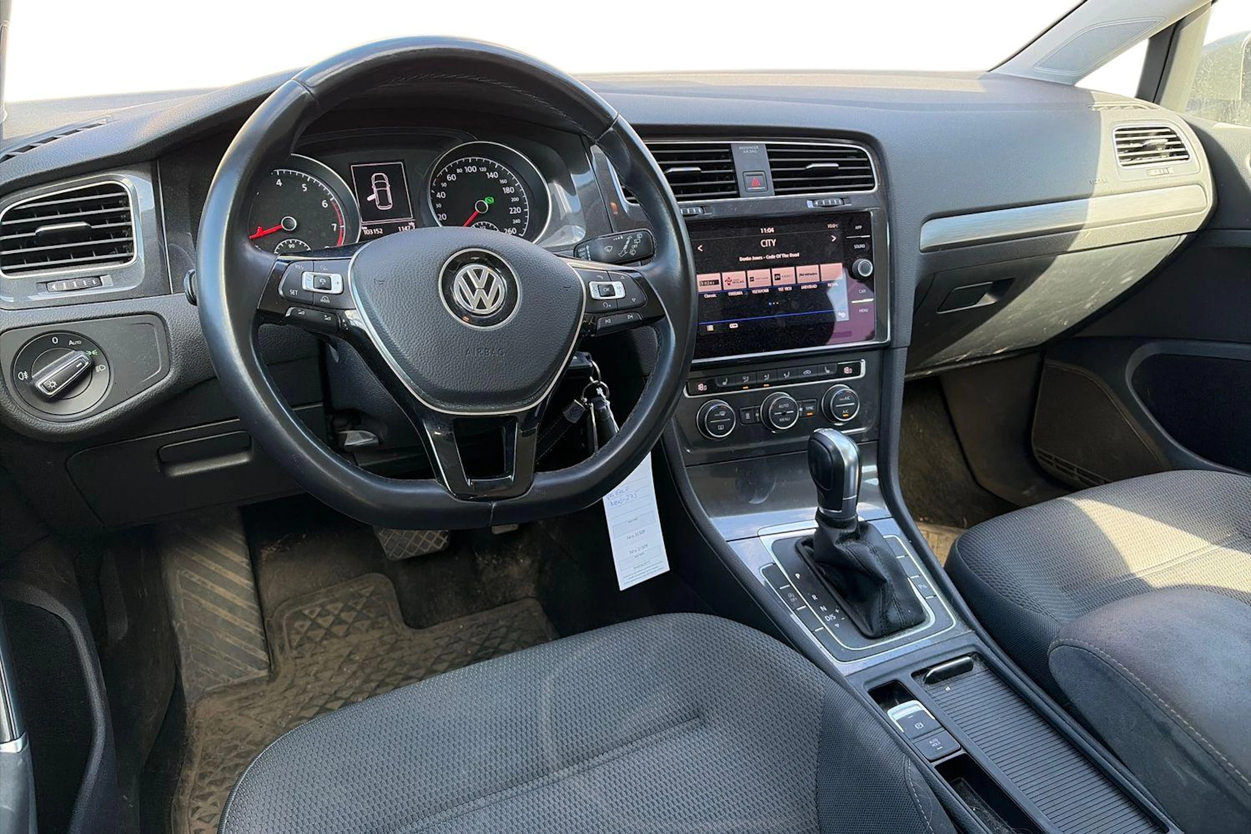harmaa Volkswagen Golf 2018 kuva 3.