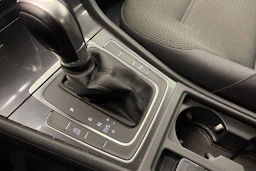 harmaa Volkswagen Golf 2018 kuva 25.