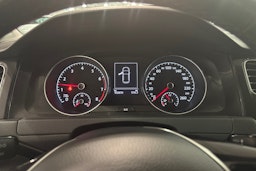 Valkoinen Volkswagen GOLF 2018 kuva 15.