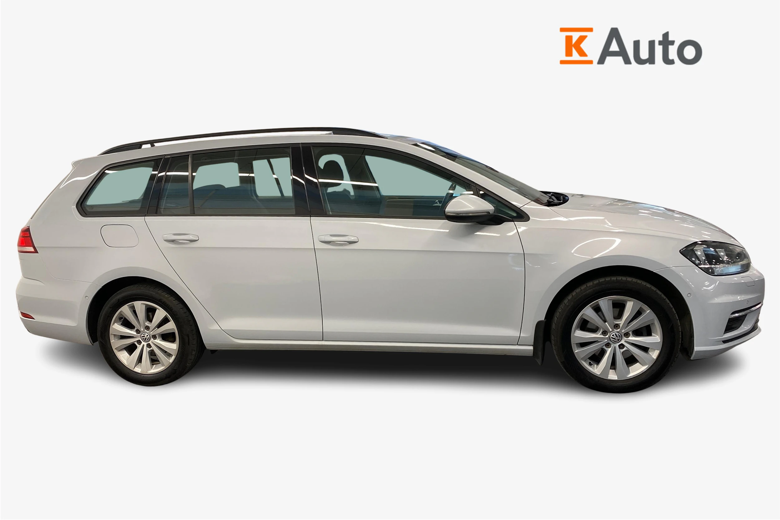 valkoinen Volkswagen Golf 2018 kuva 7.