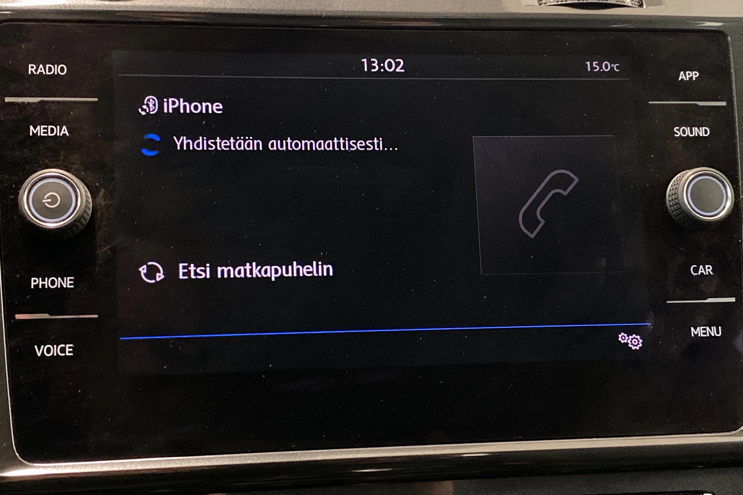 valkoinen Volkswagen Golf 2018 kuva 24.