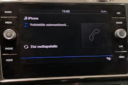 valkoinen Volkswagen Golf 2018 kuva 24.