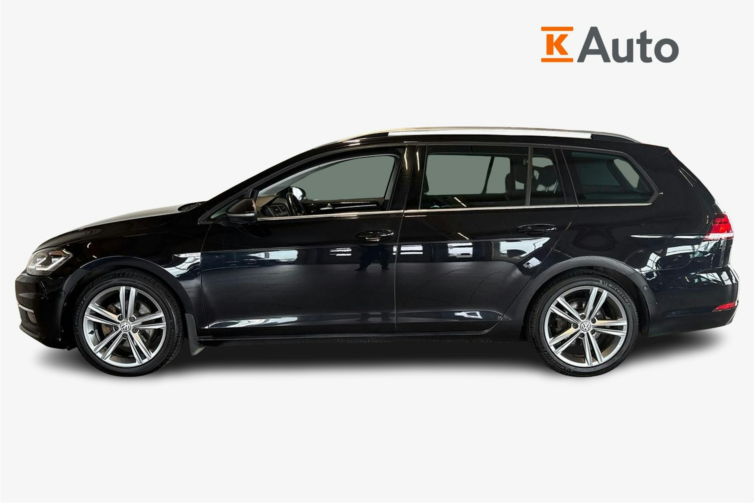 Musta Volkswagen GOLF 2018 kuva 6.