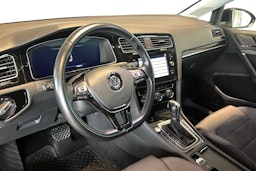 Musta Volkswagen GOLF 2018 kuva 7.