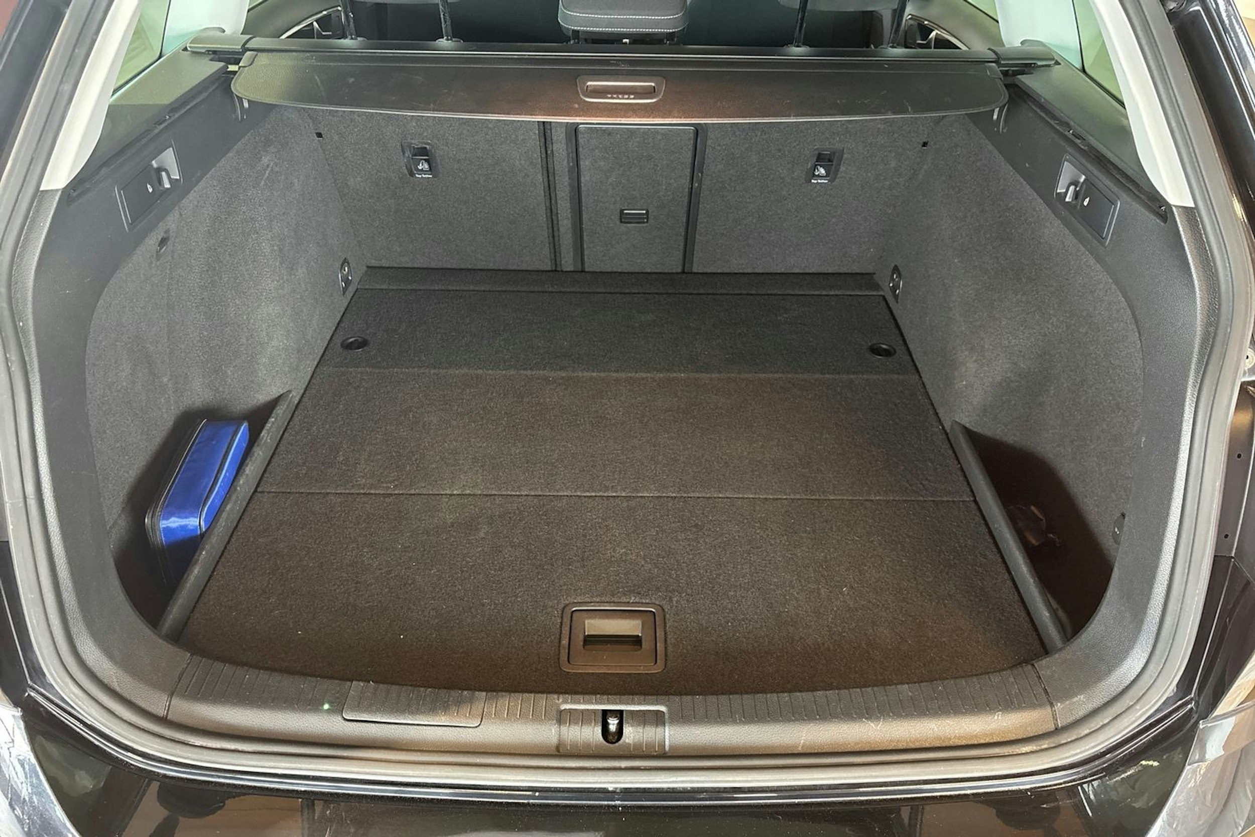 Musta Volkswagen GOLF 2018 kuva 15.
