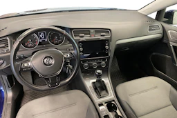 Sininen Volkswagen GOLF 2018 kuva 7.
