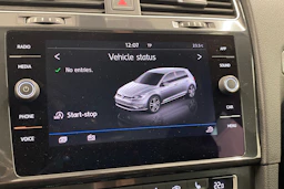 Sininen Volkswagen GOLF 2018 kuva 13.