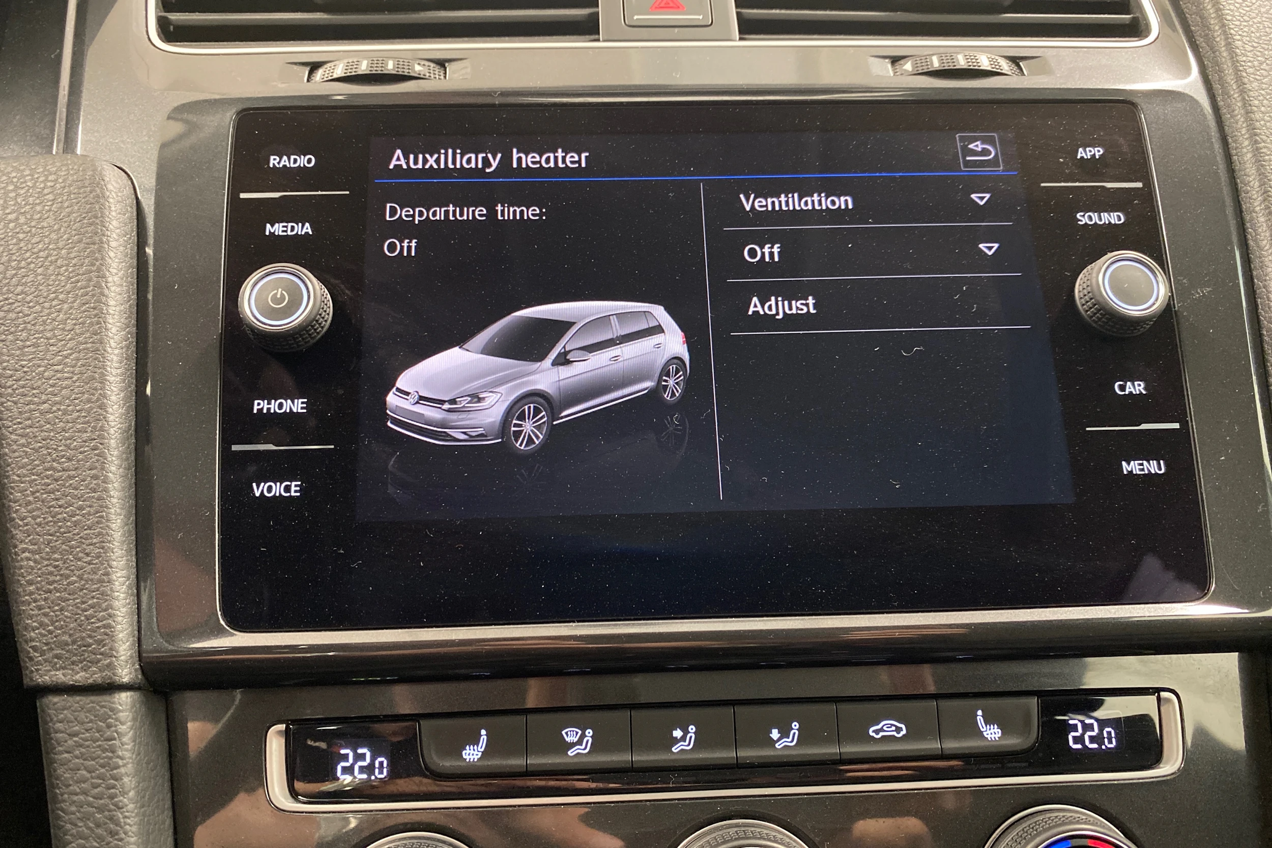 Sininen Volkswagen GOLF 2018 kuva 16.