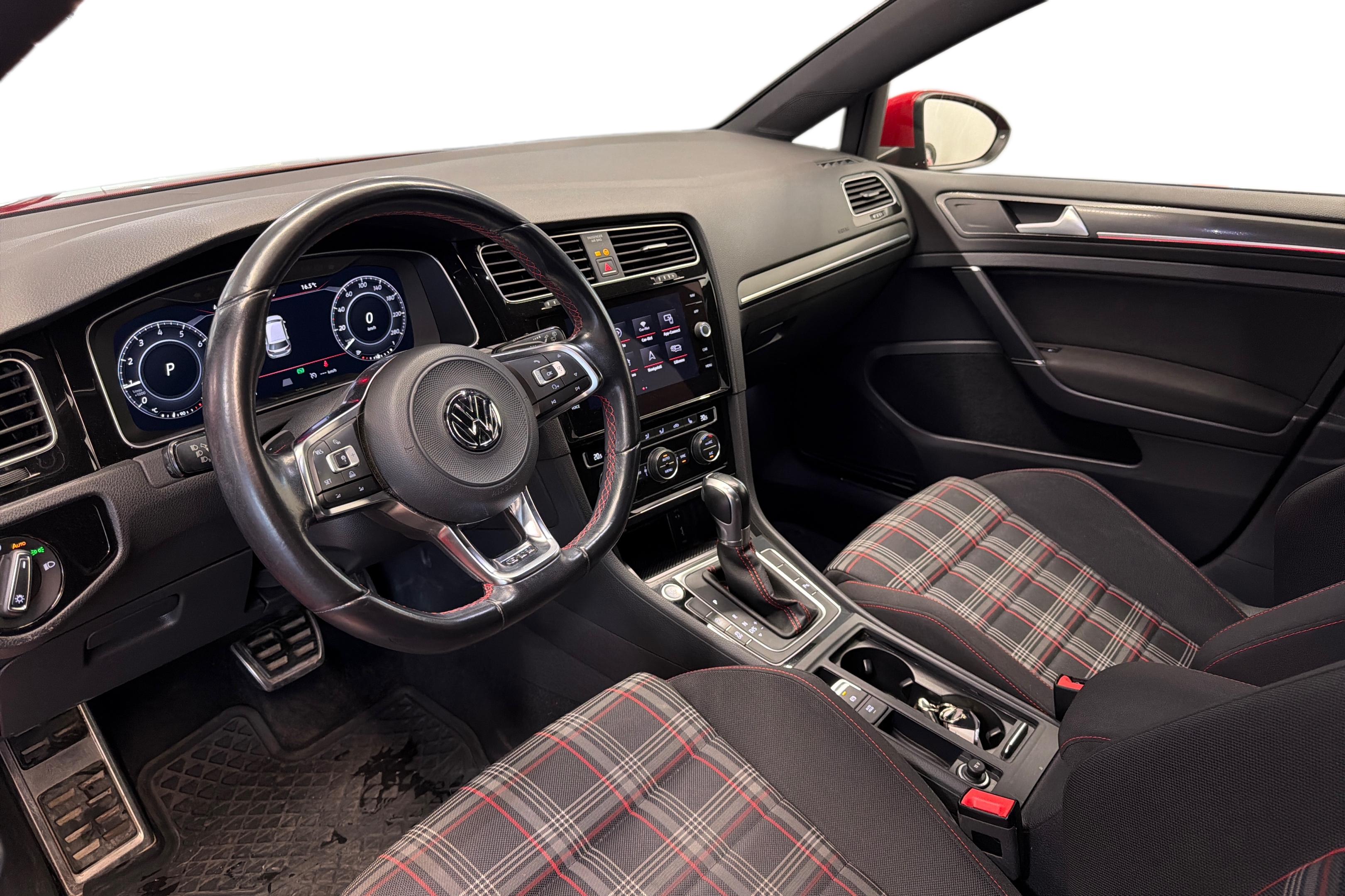 Volkswagen Golf 2018, kuva 6/29