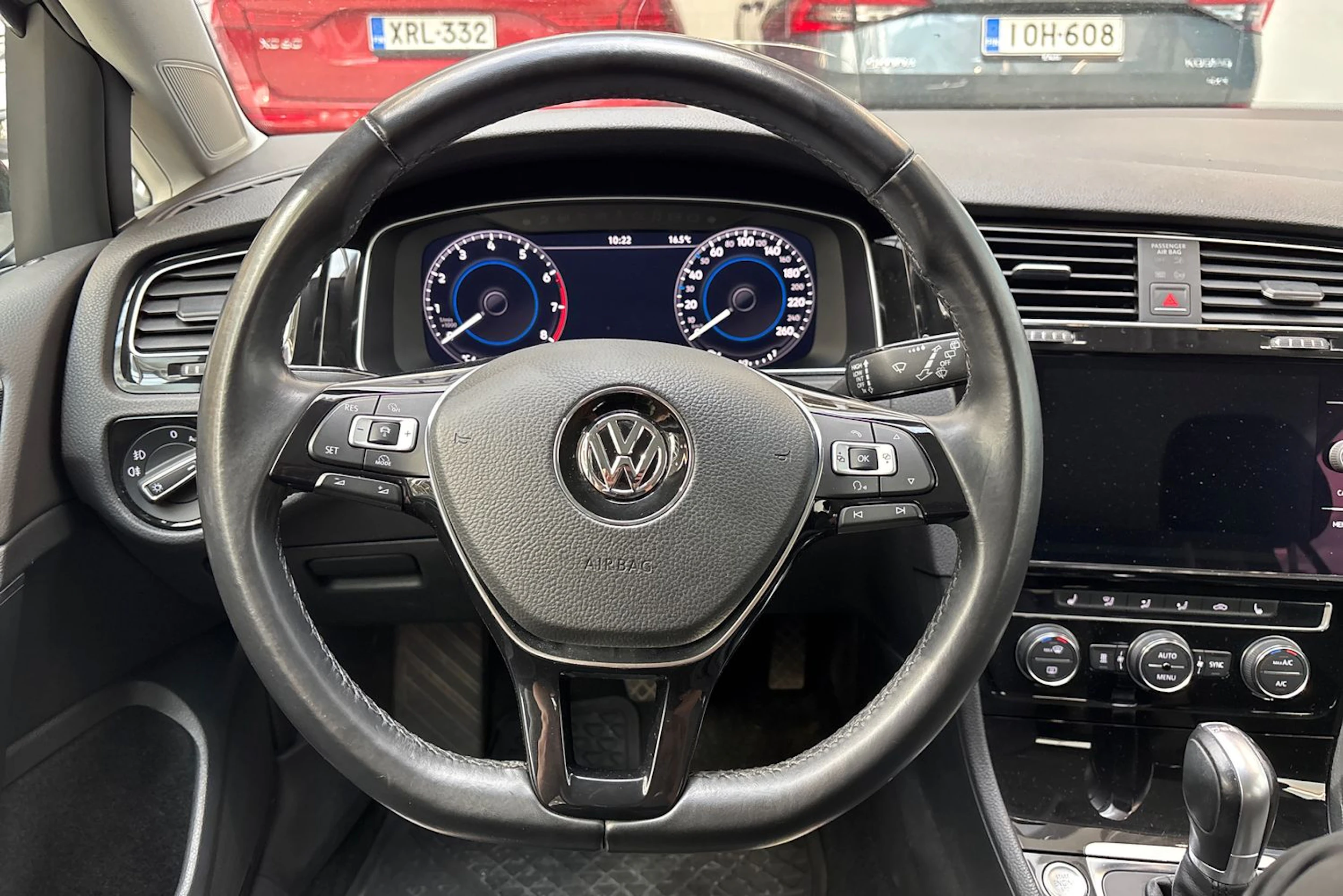 harmaa Volkswagen Golf 2018 kuva 20.