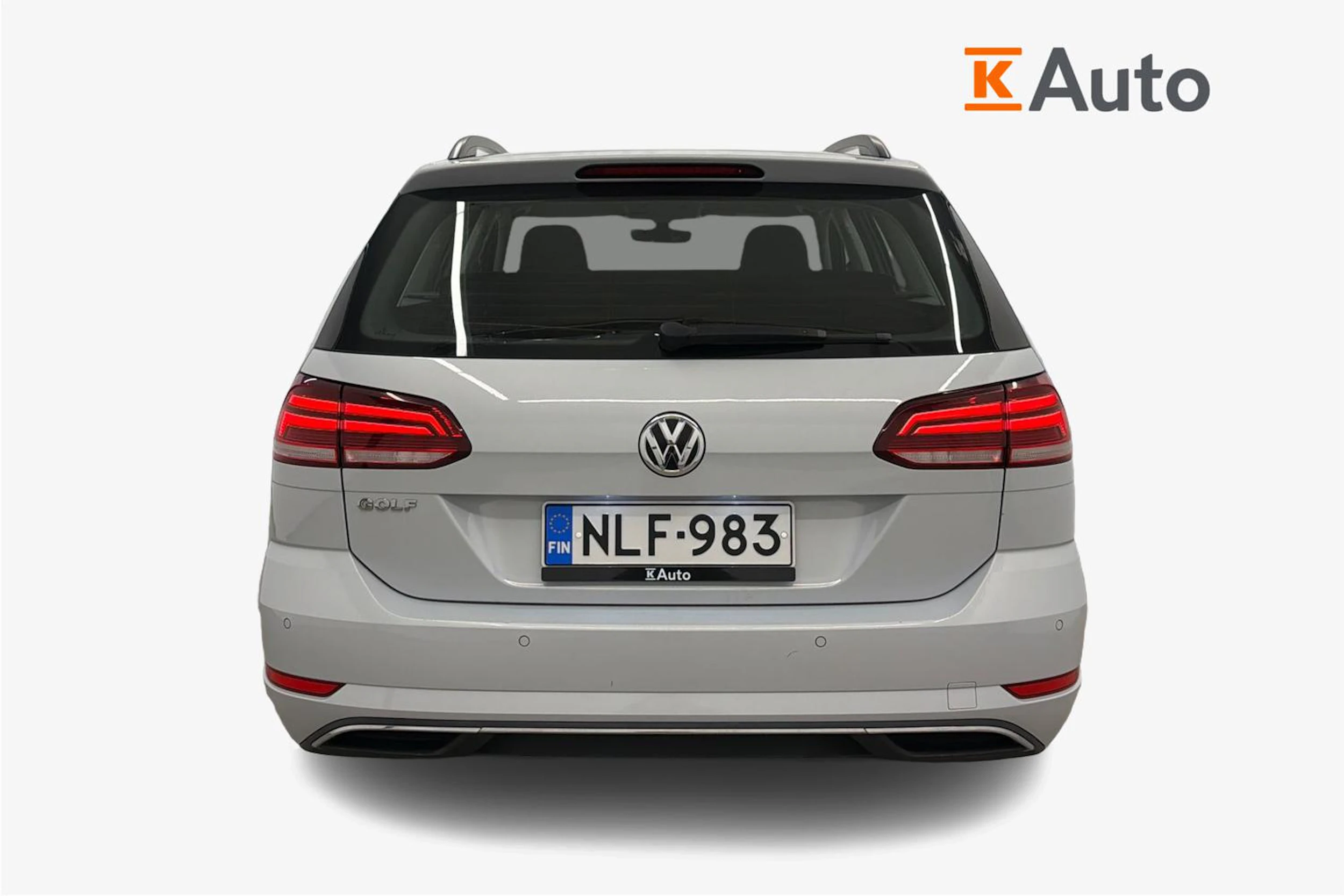 valkoinen Volkswagen Golf 2018 kuva 3.