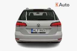 valkoinen Volkswagen Golf 2018 kuva 3.