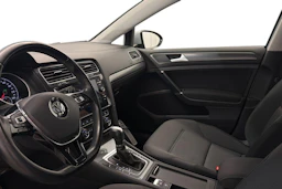 valkoinen Volkswagen Golf 2018 kuva 6.