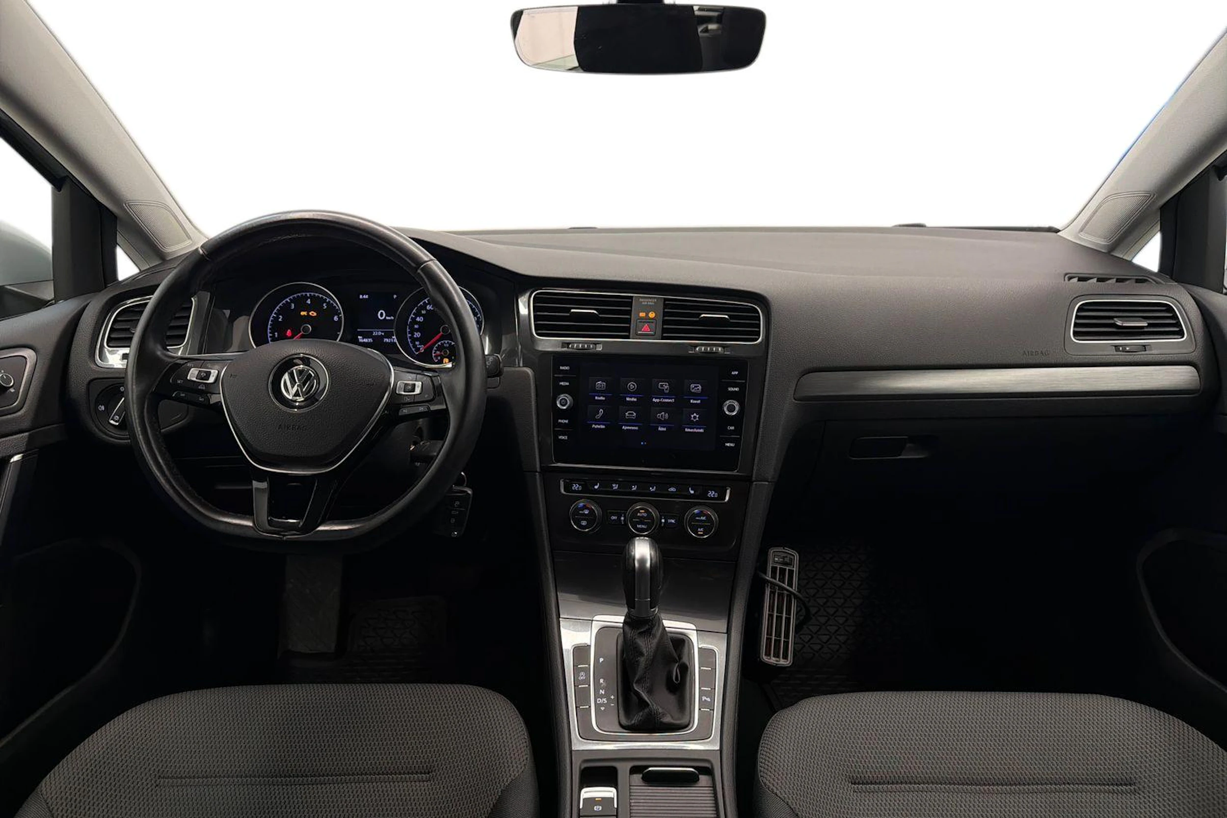 valkoinen Volkswagen Golf 2018 kuva 7.