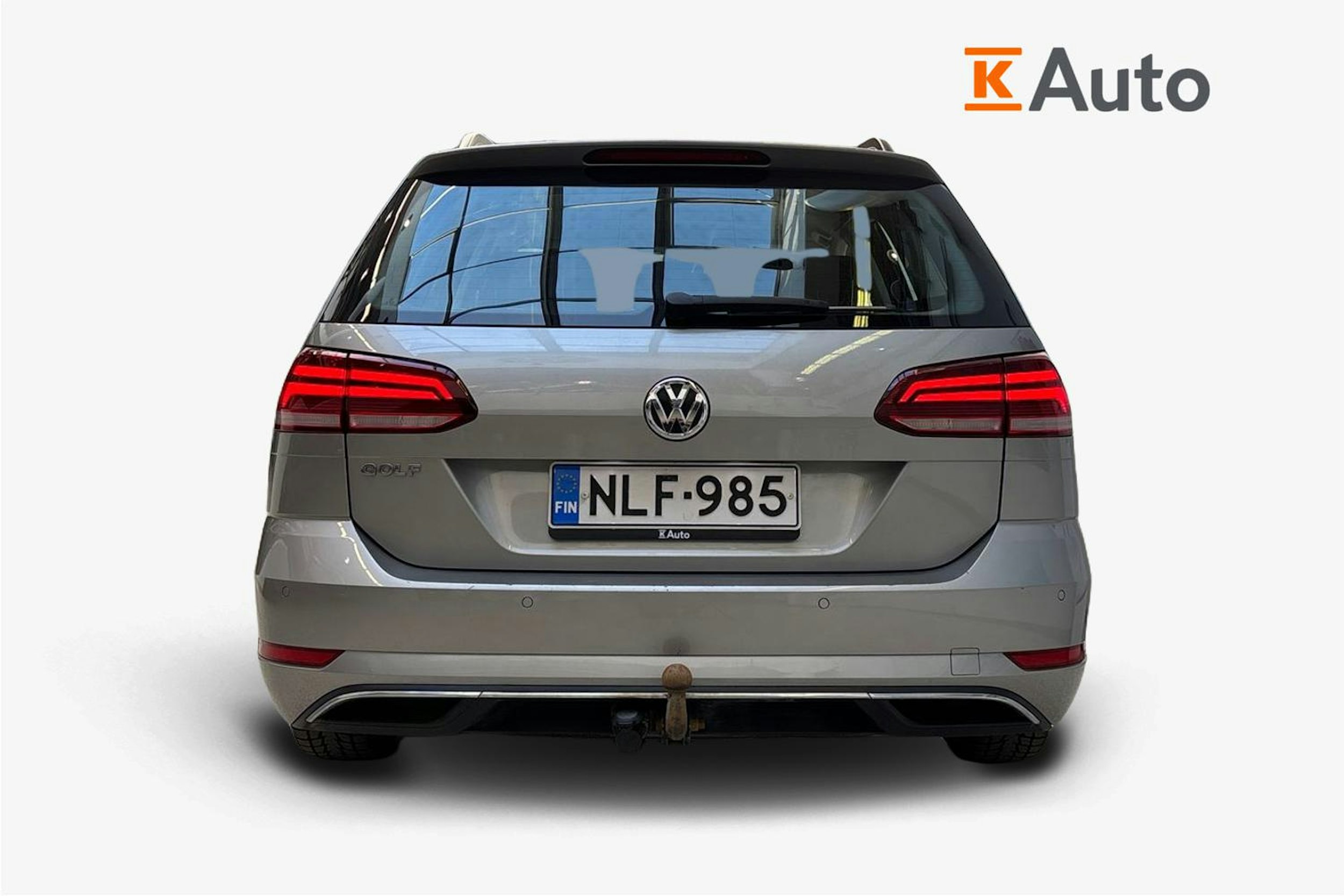 harmaa Volkswagen Golf 2018 kuva 3.