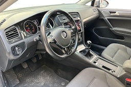 harmaa Volkswagen Golf 2018 kuva 7.