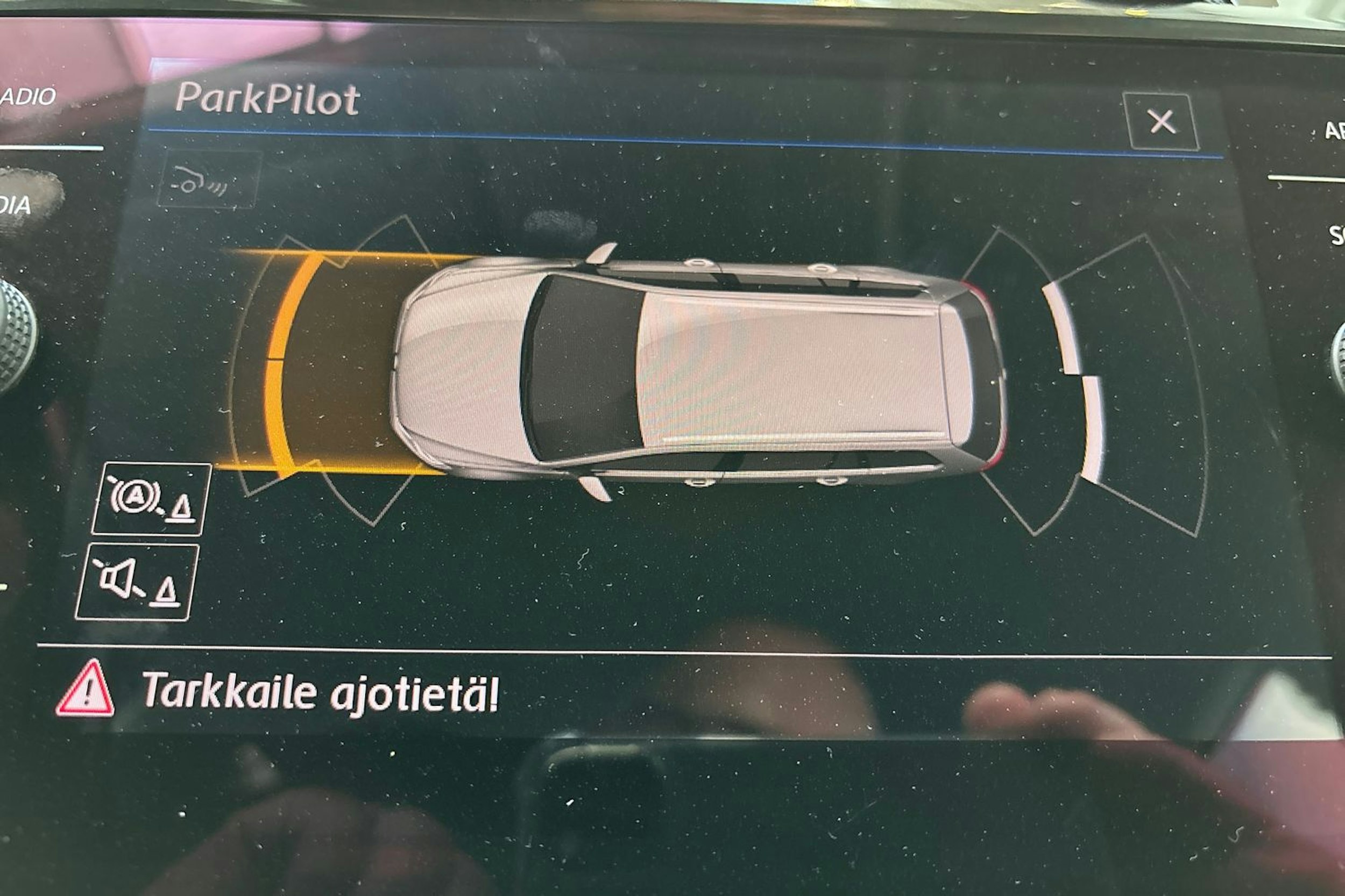 harmaa Volkswagen Golf 2018 kuva 22.