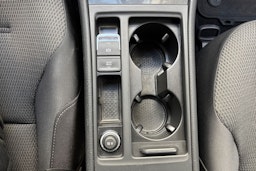 harmaa Volkswagen Golf 2018 kuva 27.