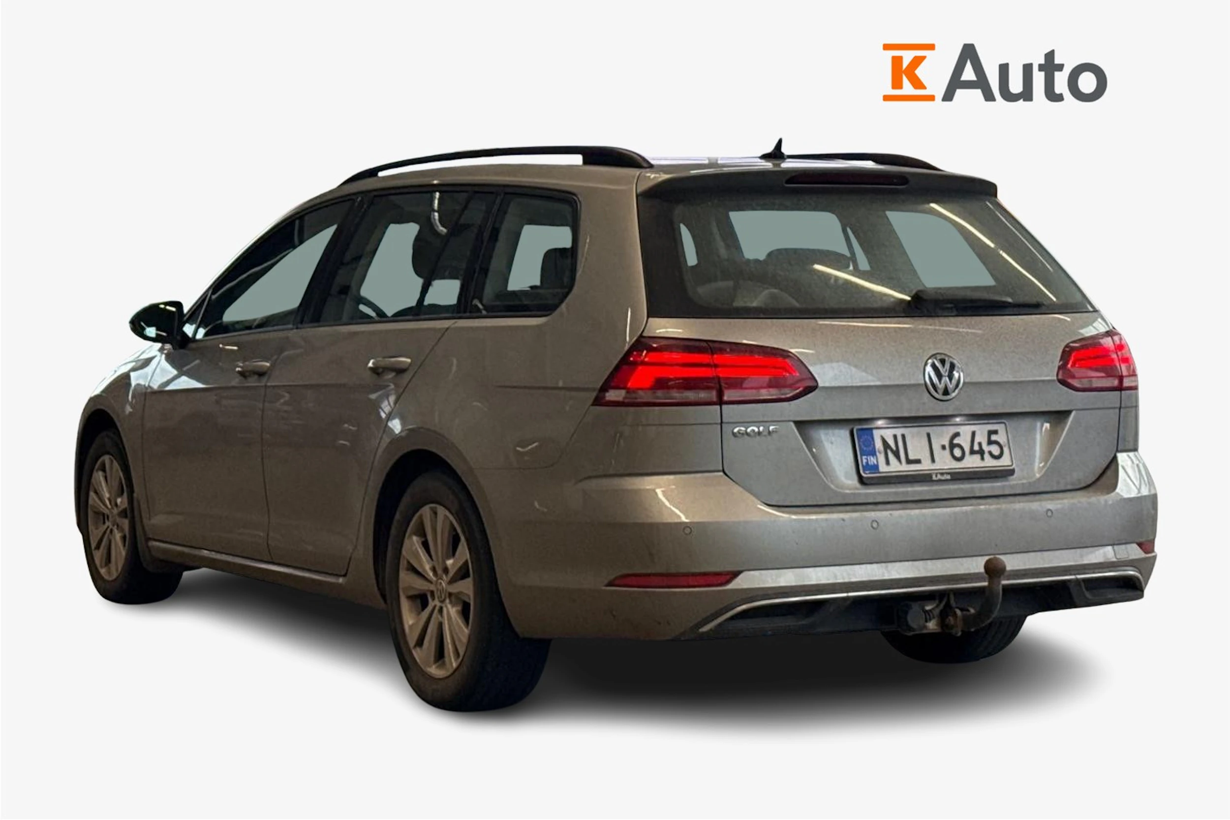 harmaa Volkswagen Golf 2018 kuva 2.