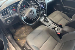 harmaa Volkswagen Golf 2018 kuva 3.