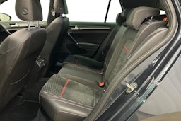 sininen Volkswagen Golf 2018 kuva 10.