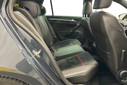 sininen Volkswagen Golf 2018 kuva 11.