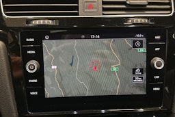 sininen Volkswagen Golf 2018 kuva 21.