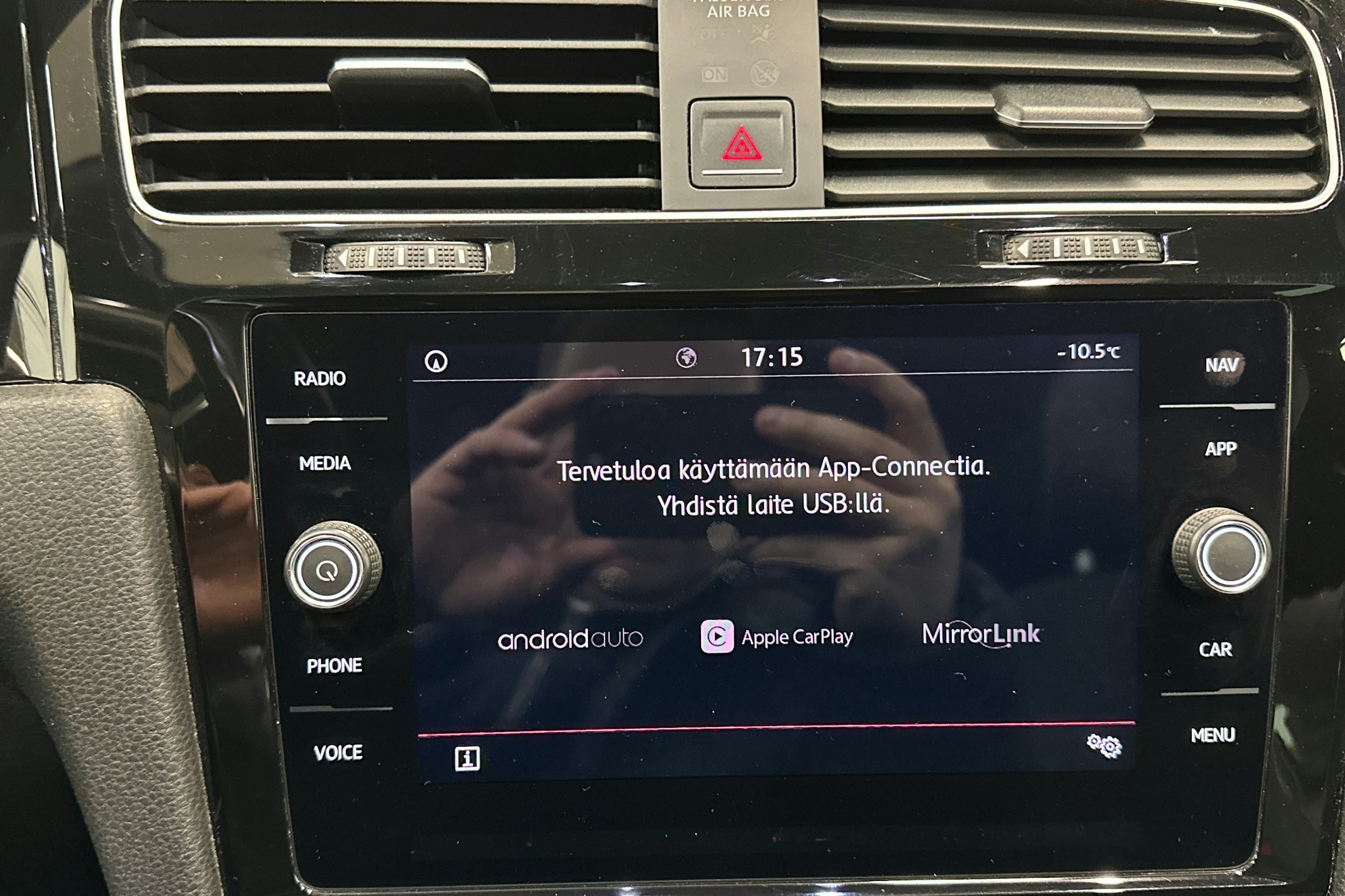 sininen Volkswagen Golf 2018 kuva 22.