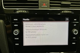 sininen Volkswagen Golf 2018 kuva 24.