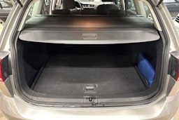 Harmaa Volkswagen Golf 2018 kuva 13.