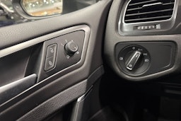 Harmaa Volkswagen Golf 2018 kuva 16.