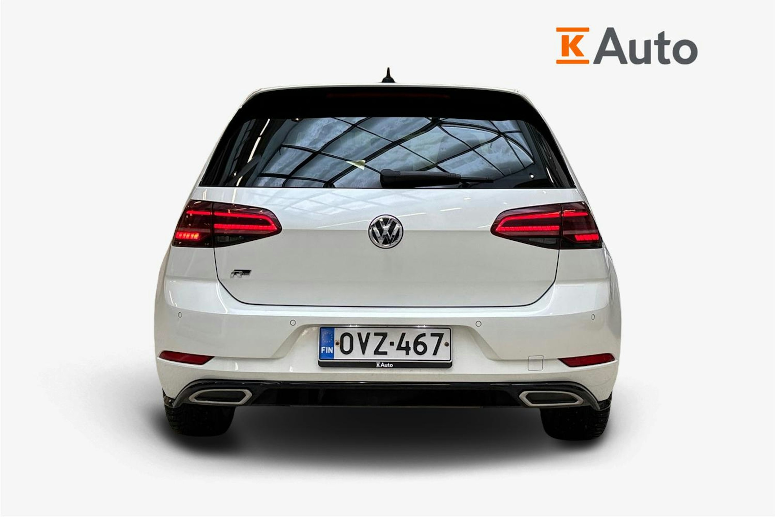 valkoinen Volkswagen Golf 2018 kuva 3.