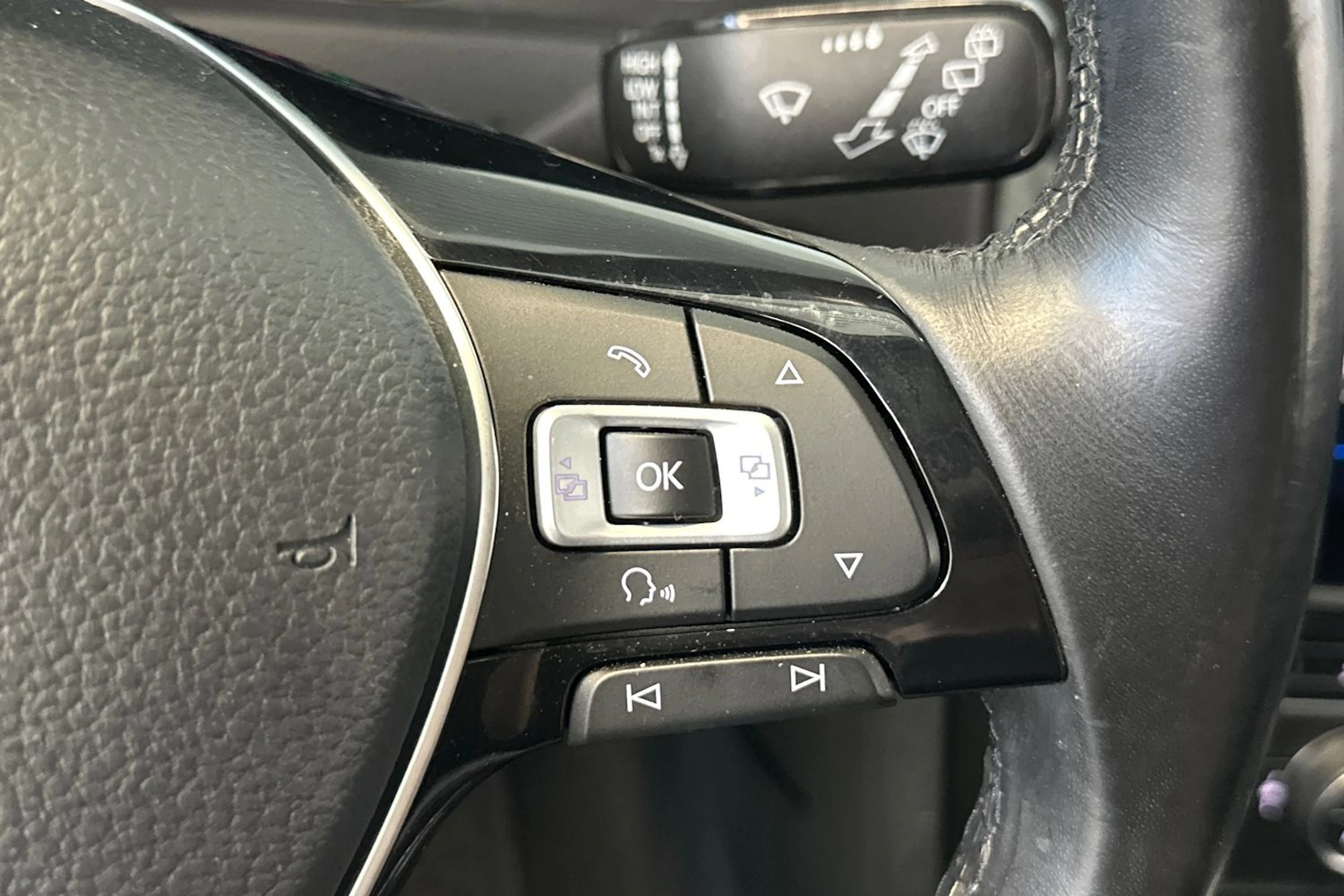 Harmaa Volkswagen GOLF 2018 kuva 17.