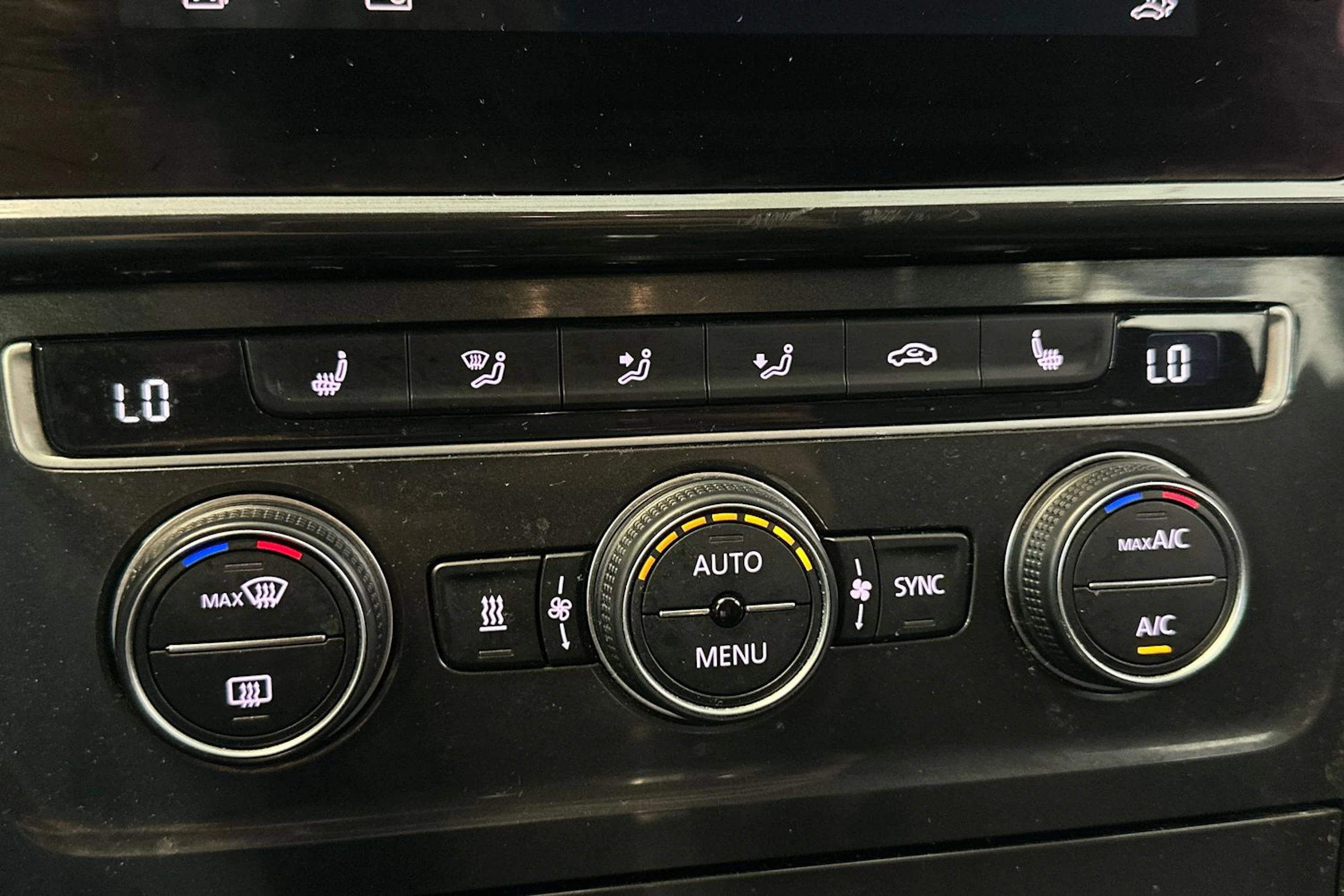 Harmaa Volkswagen GOLF 2018 kuva 20.