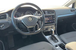 Harmaa Volkswagen GOLF 2018 kuva 3.