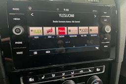 met. musta Volkswagen Golf 2018 kuva 17.