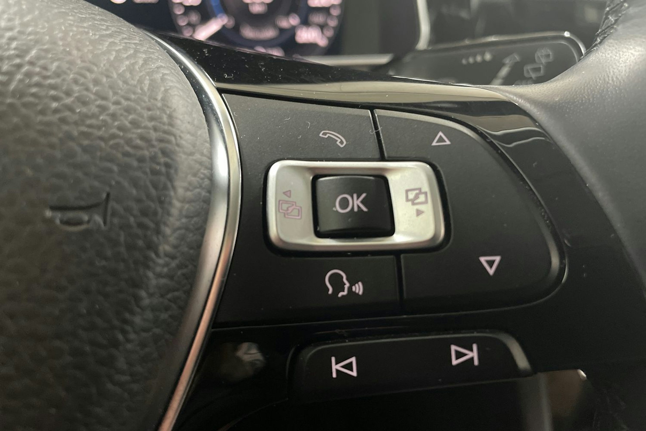 met. musta Volkswagen Golf 2018 kuva 19.