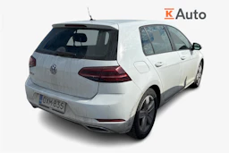 valkoinen Volkswagen Golf 2018 kuva 2.