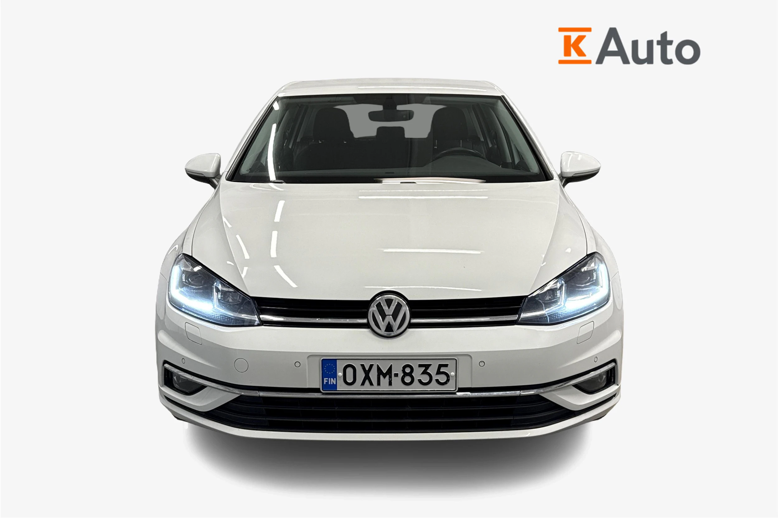 valkoinen Volkswagen Golf 2018 kuva 5.