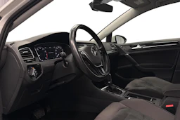 valkoinen Volkswagen Golf 2018 kuva 8.