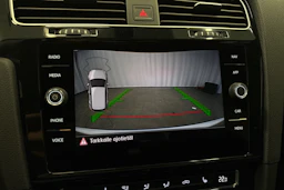 valkoinen Volkswagen Golf 2018 kuva 23.