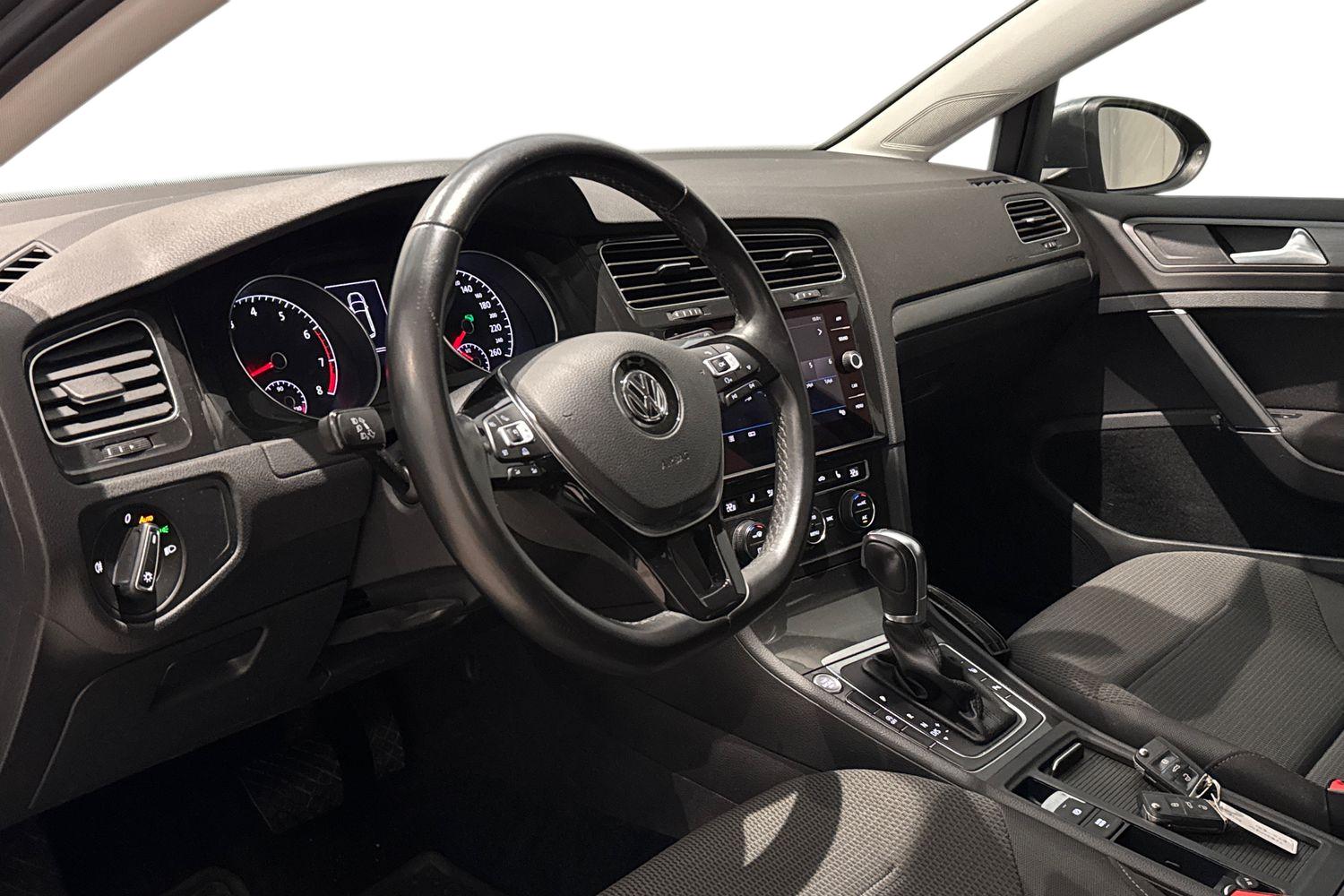 Volkswagen Golf 2018, photo 6/25