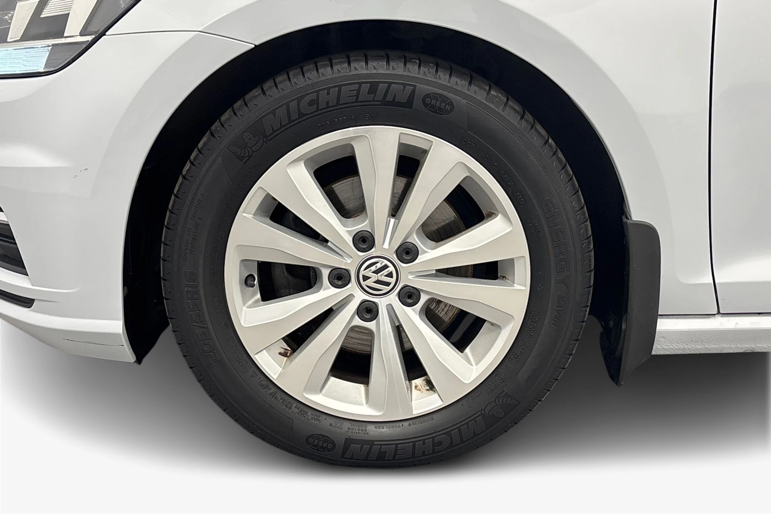 valkoinen Volkswagen Golf 2018 kuva 9.