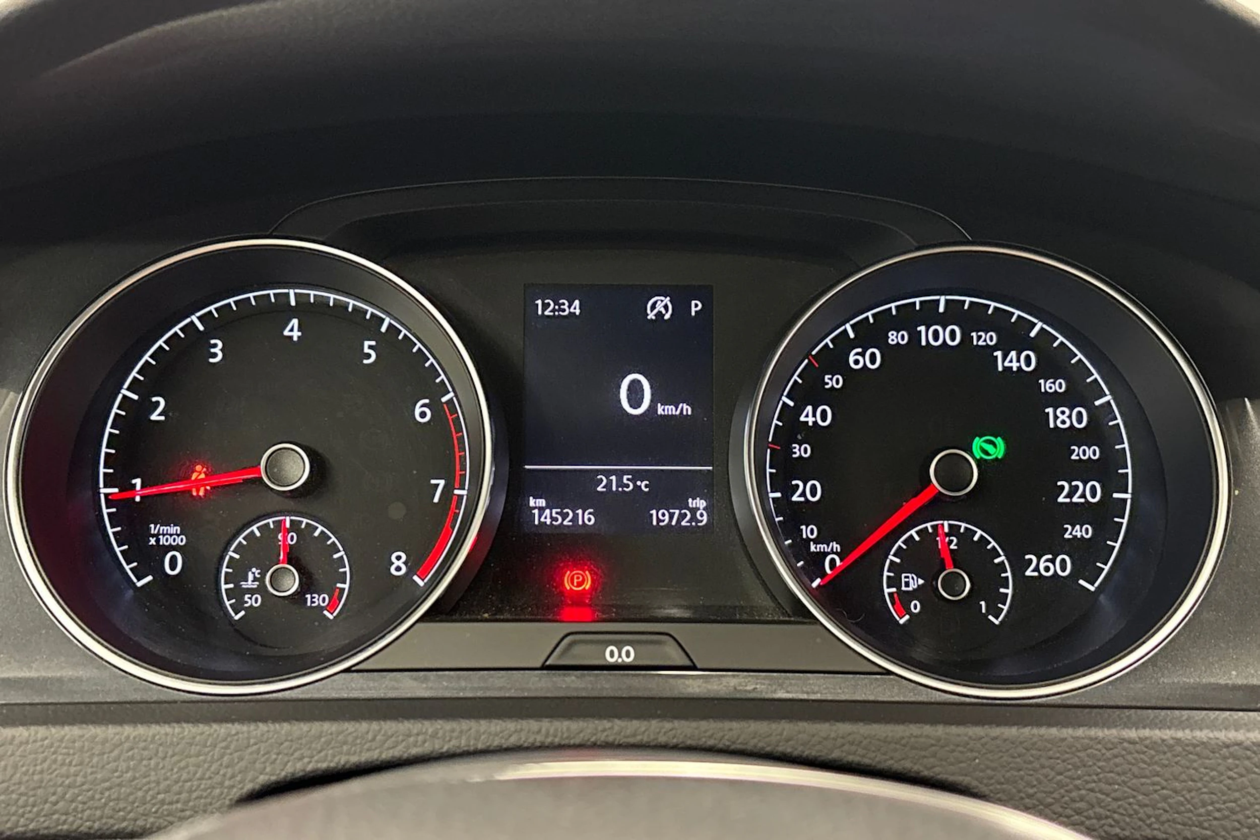 valkoinen Volkswagen Golf 2018 kuva 18.
