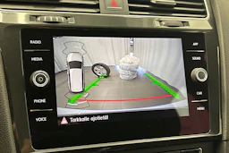valkoinen Volkswagen Golf 2018 kuva 23.